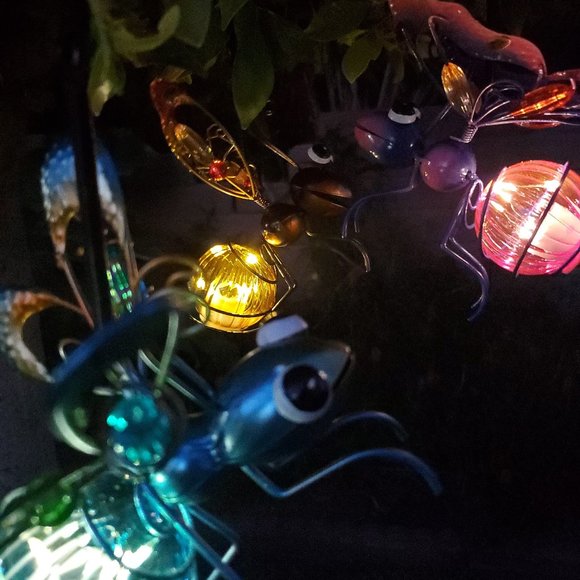 ( 3 Pcs) Whimsical LIGHTING BUG + Yellow BEE +  BUTTERFLY Solar LED - Picture 1 of 4